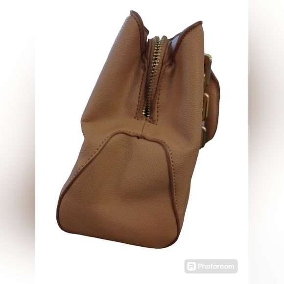 NWOT Steve Madden handbag. Womens. Color: Blush With shoulder strap. - Picture 5 of 16